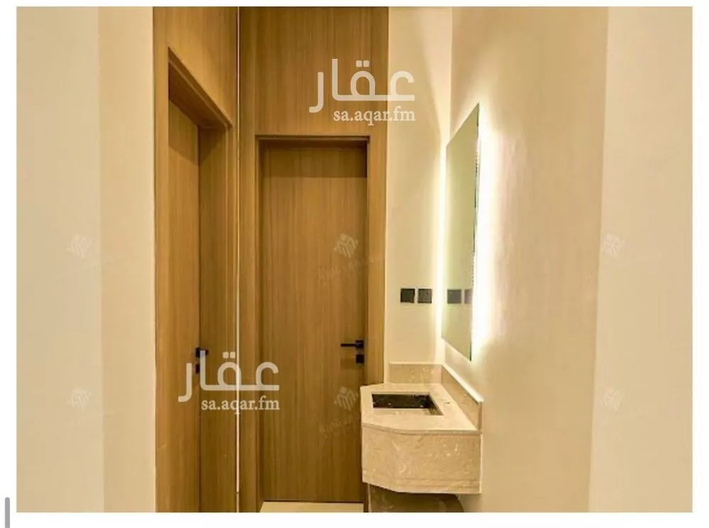 5 bedroom villa in Al Mahdiyyah 2