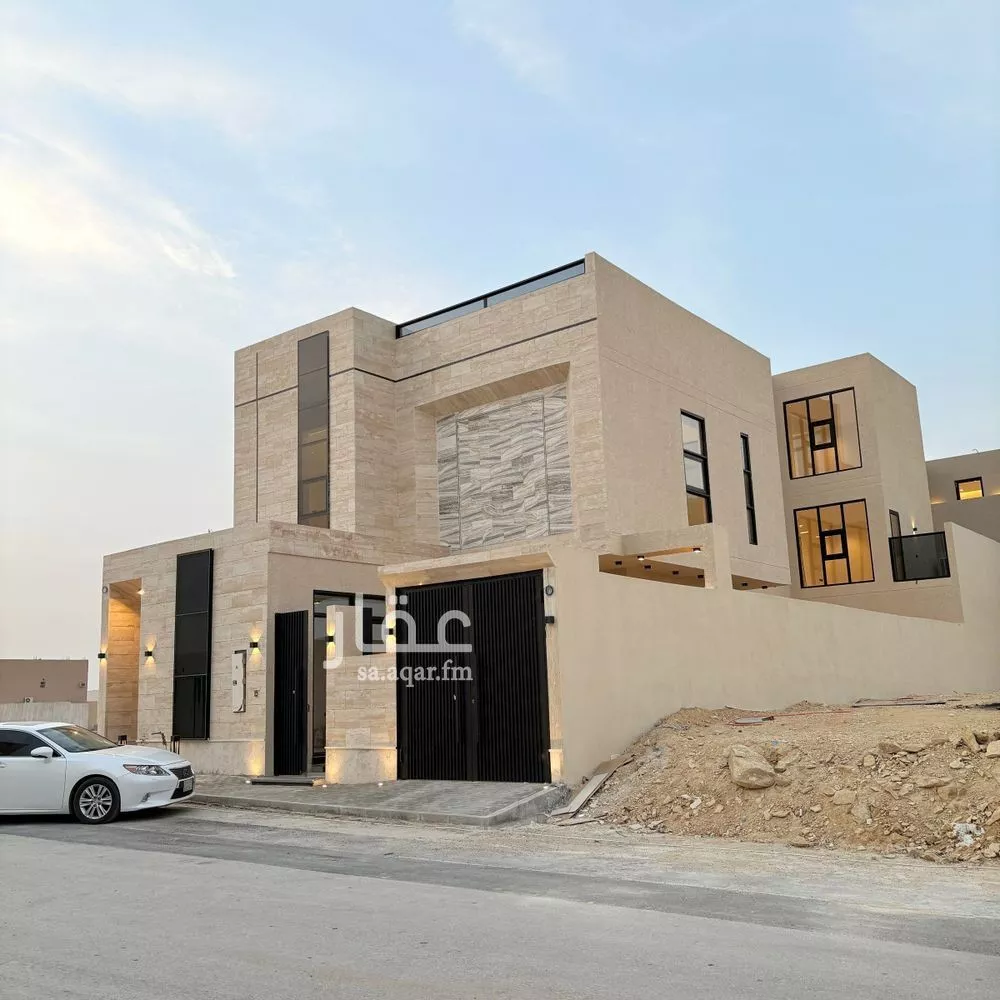 6 bedroom villa in Al Mahdiyyah 3
