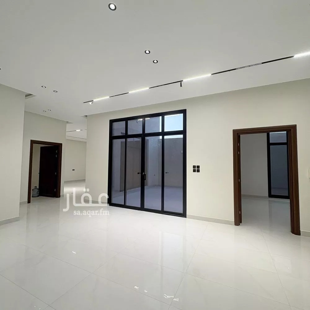 فيلا 8 غرف في المهدية 3