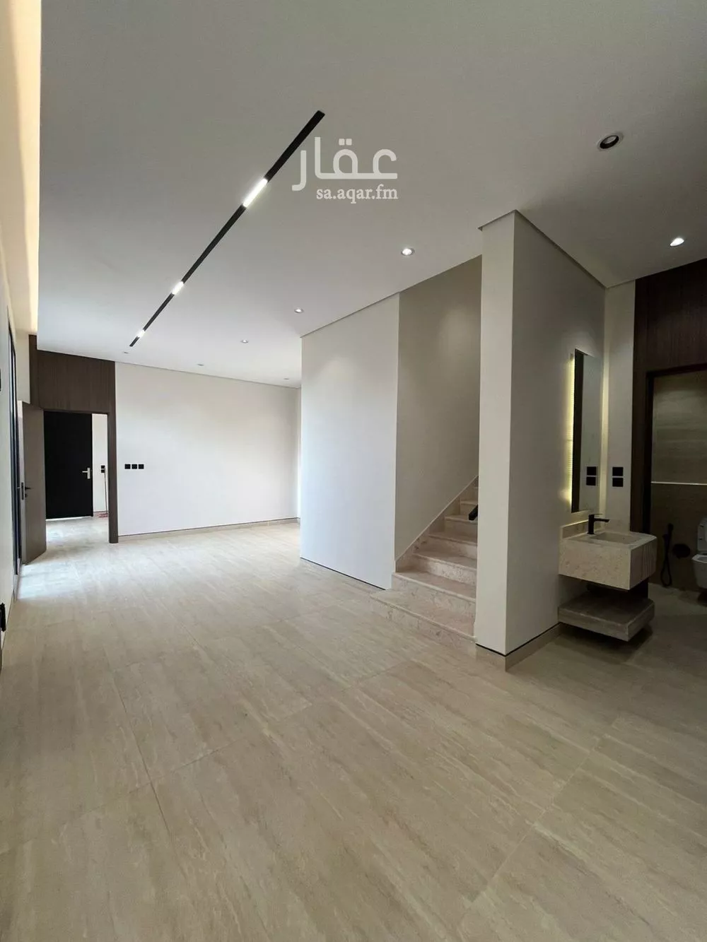 فيلا 5 غرف في المهدية 5