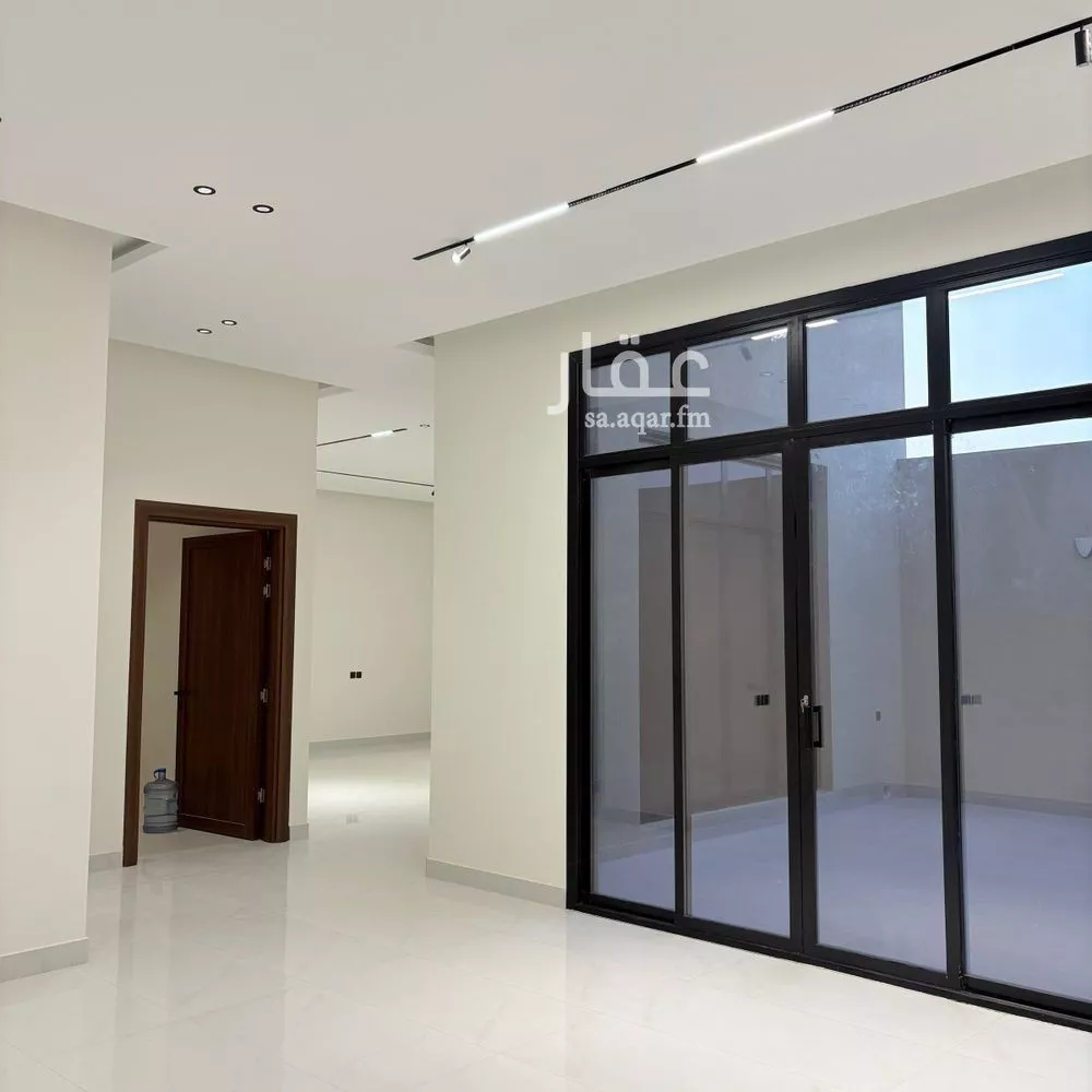 فيلا 6 غرف في المهدية 4