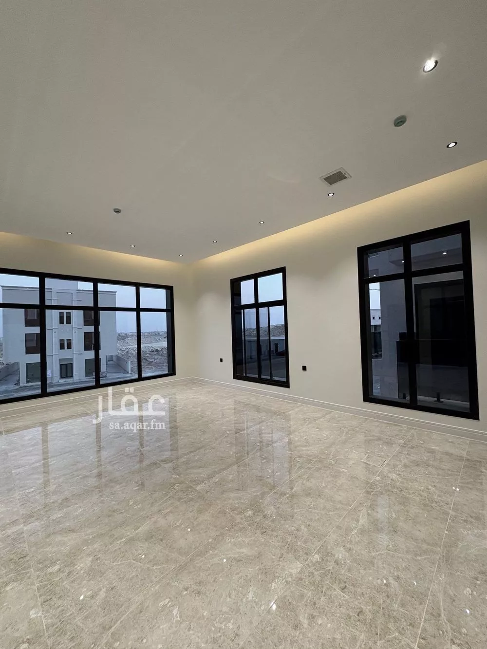 فيلا 3 غرف في المهدية 4