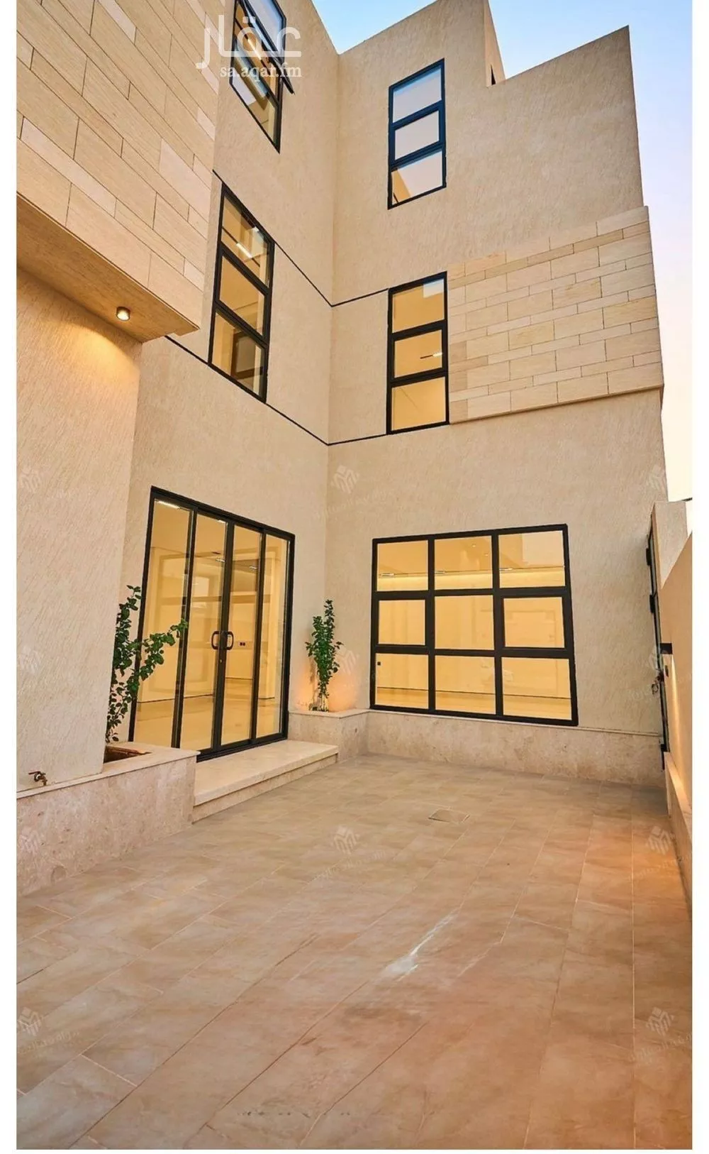 فيلا 8 غرف في المهدية 3