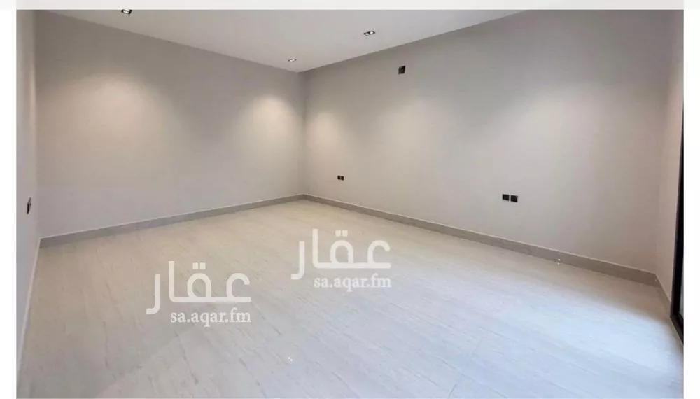 5 bedroom villa in Al Mahdiyyah 4