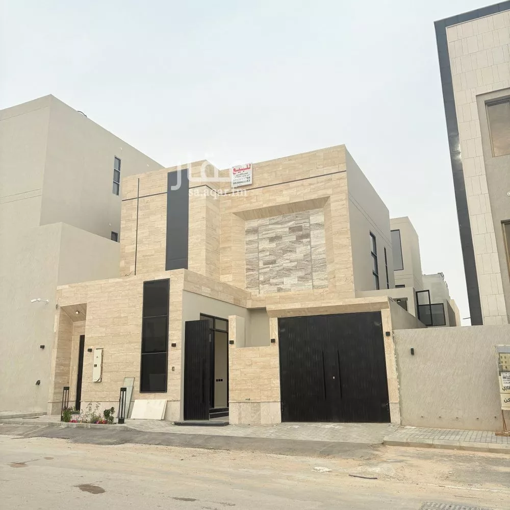 5 bedroom villa in Al Mahdiyyah 1