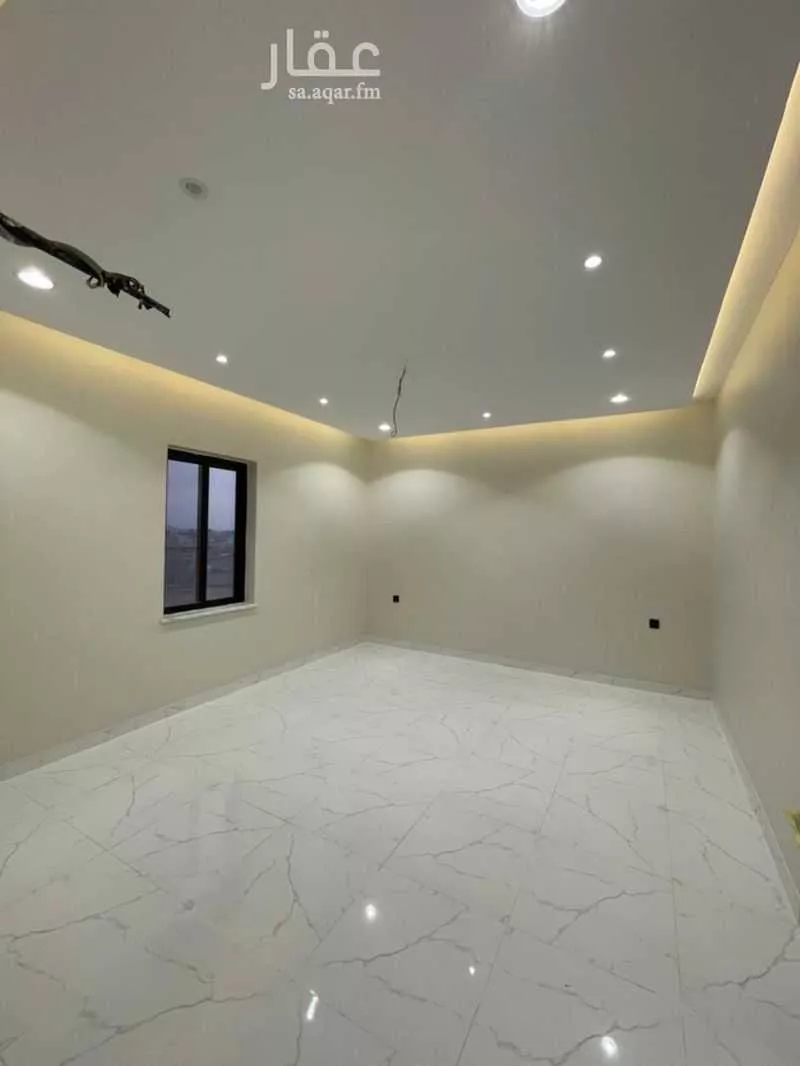 5 bedroom apartment in King Fahd 1