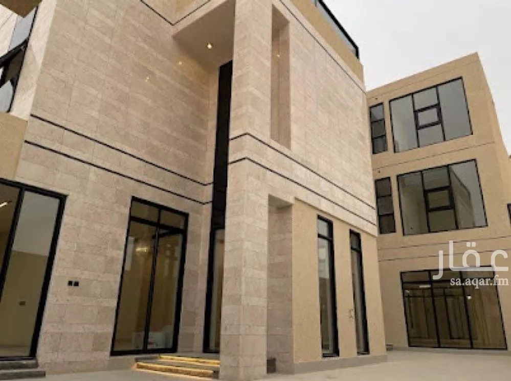 7 bedroom villa in Al Mahdiyyah 2