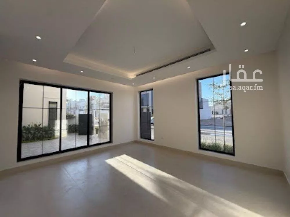 فيلا 6 غرف في المهدية 5