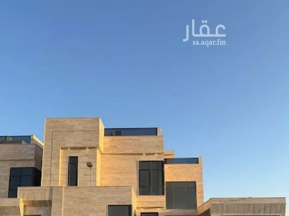 6 bedroom villa in Al Mahdiyyah 2