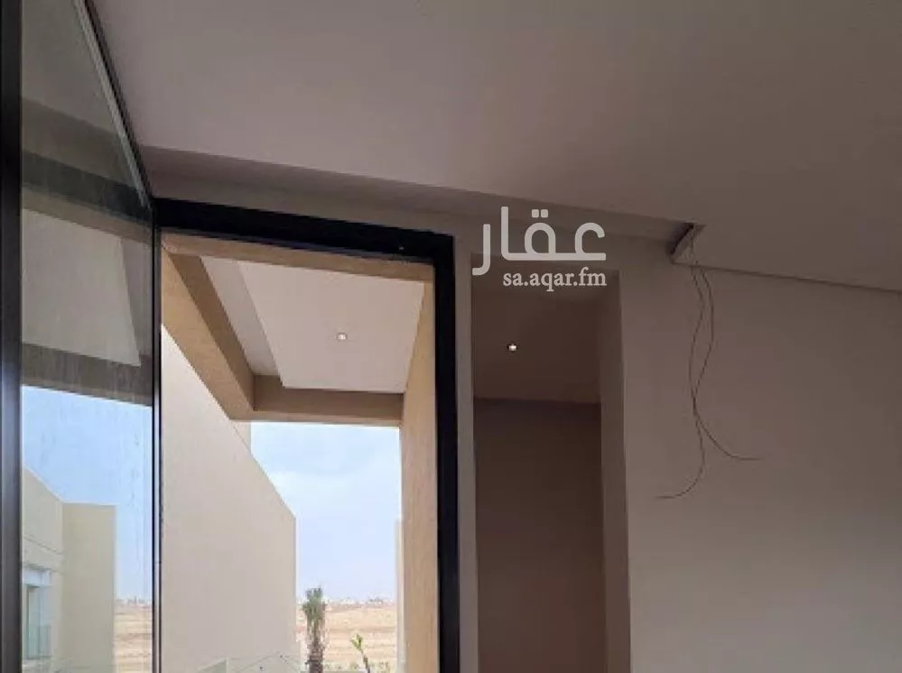 فيلا 6 غرف في المهدية 5