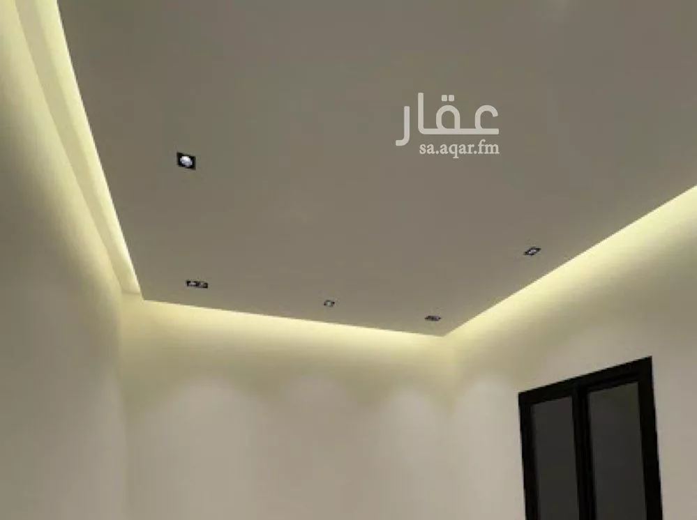 فيلا 6 غرف في المهدية 5