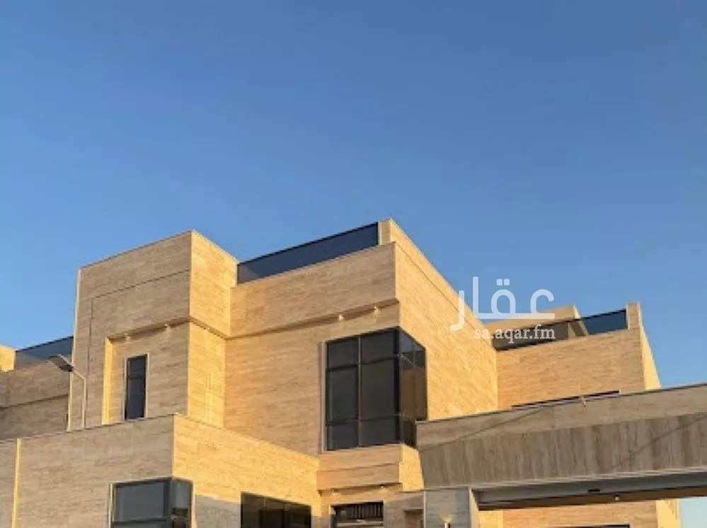 6 bedroom villa in Al Mahdiyyah 1