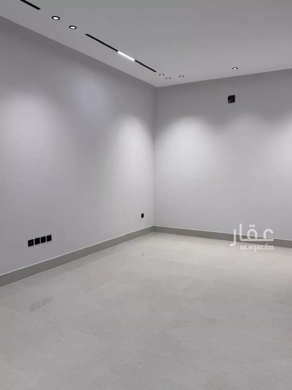 4 bedroom villa in Al Mahdiyyah 3