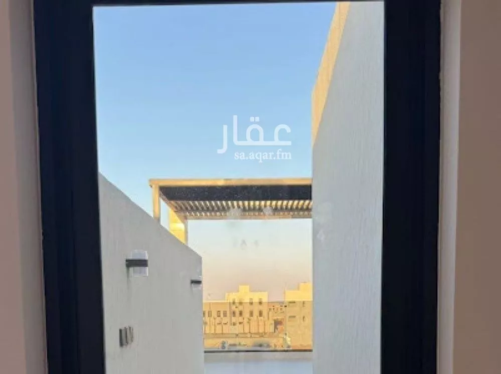 6 bedroom villa in Al Mahdiyyah 3
