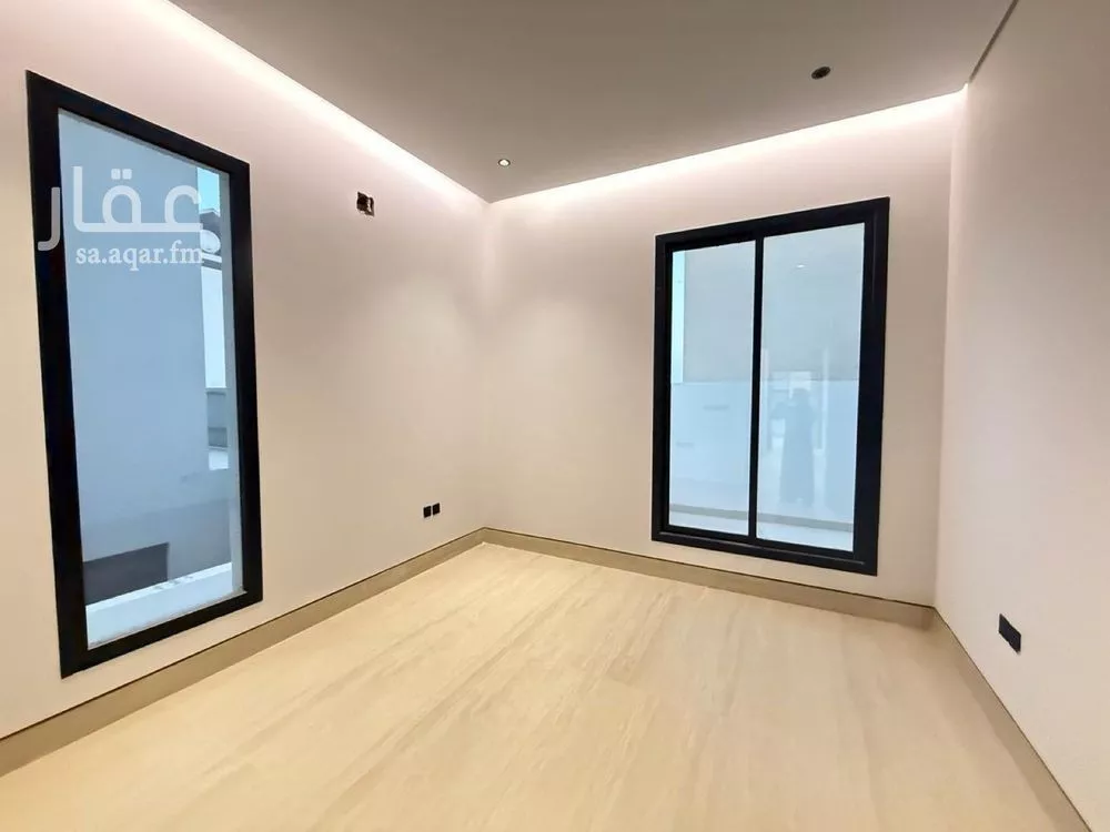 فيلا 5 غرف في المهدية 5