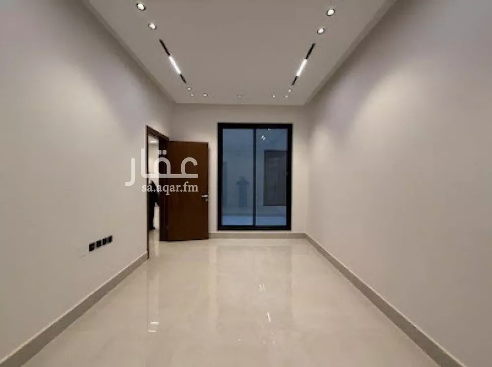 شقة 6 غرف في المهدية 4