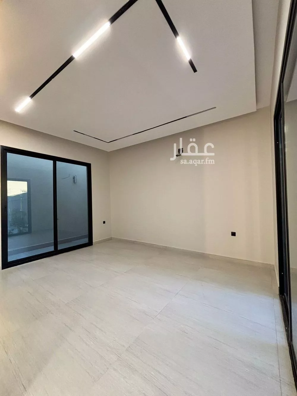 5 bedroom villa in Al Mahdiyyah 4