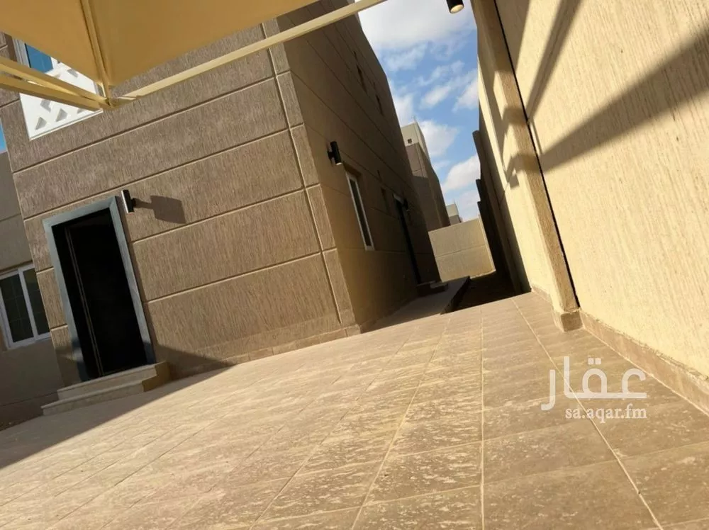 فيلا 5 غرف في الرياض 3