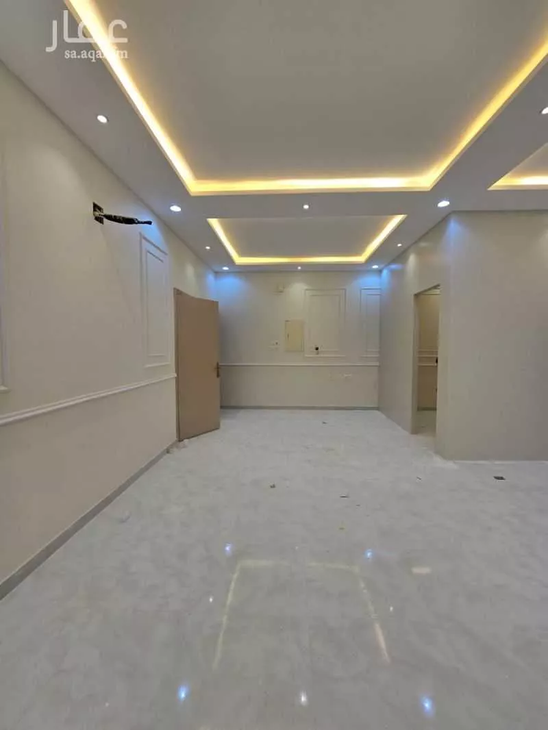 5 bedroom apartment in Al Uraija, Riyadh 6
