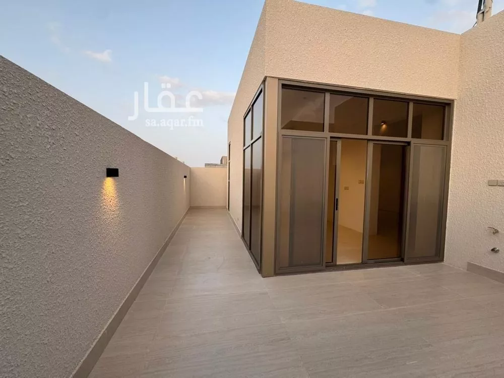 فيلا 4 غرف في النرجس 5