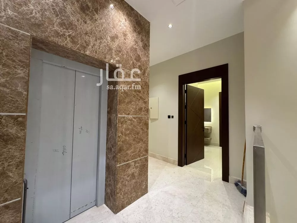 4 bedroom villa in Al Narjis, Riyadh 17