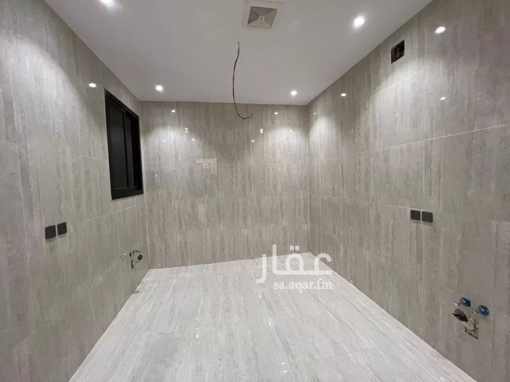 3 bedroom apartment in Okaz, Riyadh 7