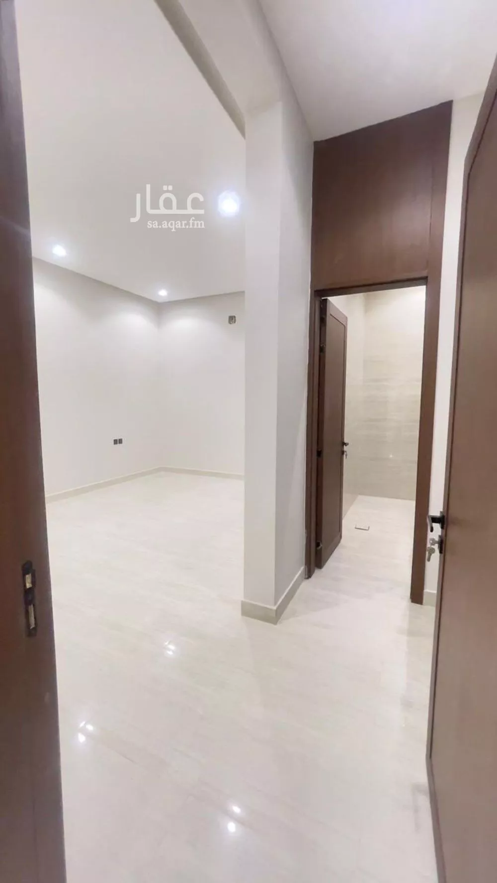 6 bedroom villa in Al Janadriyah 2