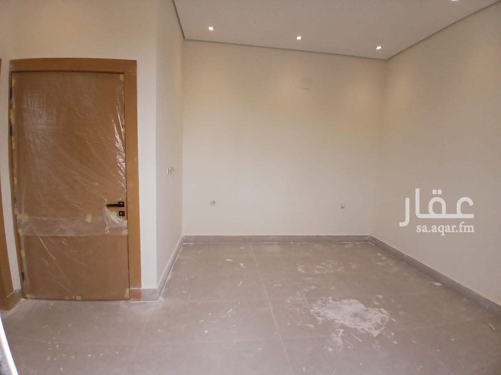 4 bedroom villa in Granada, Riyadh 4