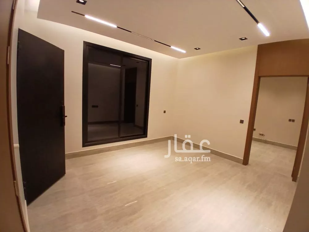 شقة 4 غرف في الرمال 5