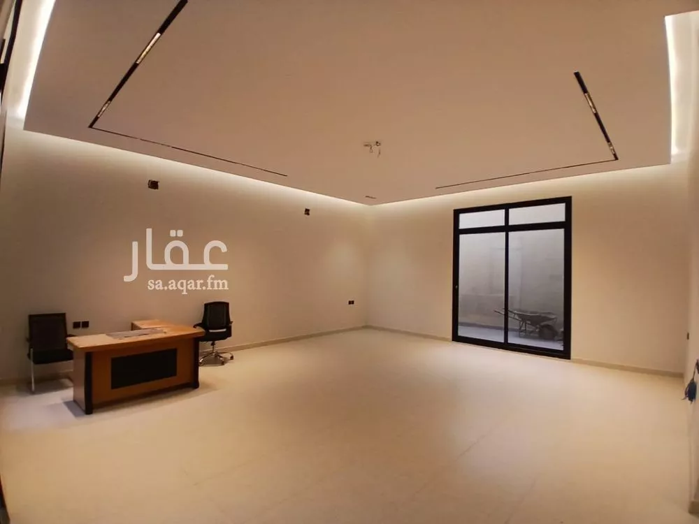 فيلا 5 غرف في الرمال 1