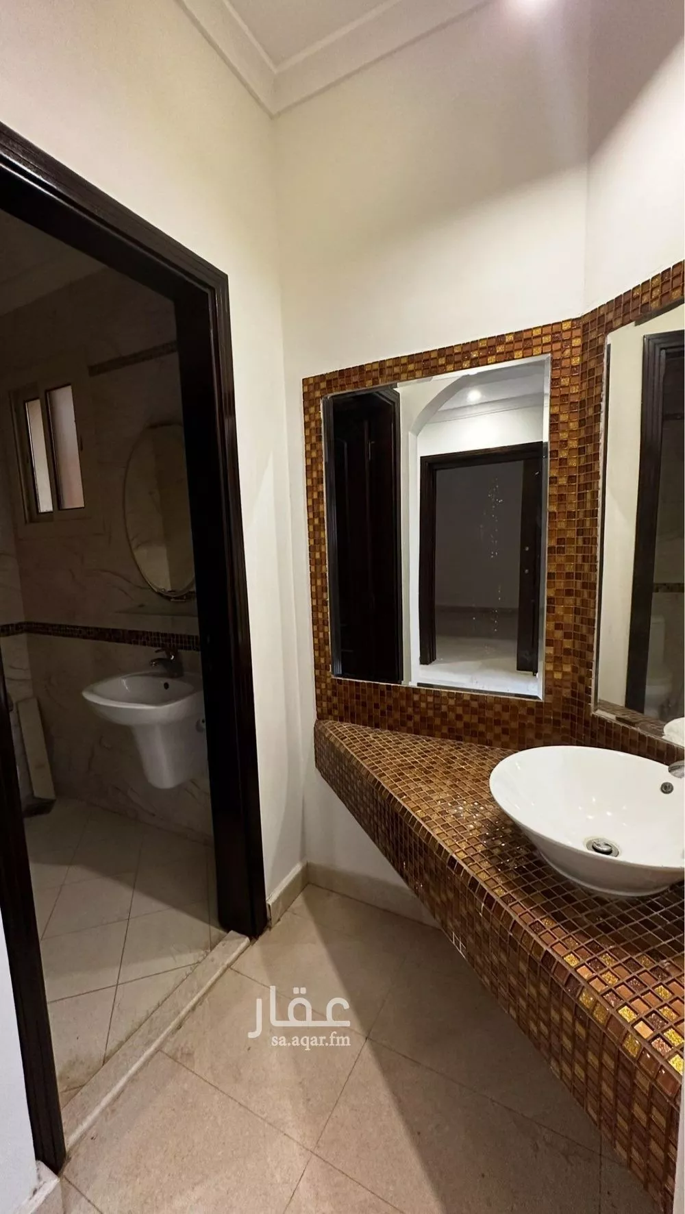 فيلا 6 غرف في الشراع 5