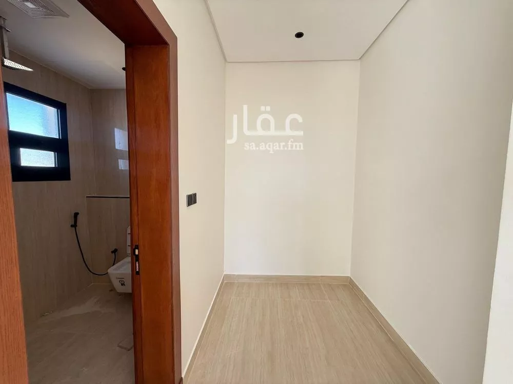 3 bedroom villa in Al Mahdiyyah, Riyadh 14