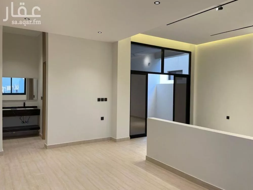 3 bedroom villa in Al Mahdiyyah, Riyadh 7