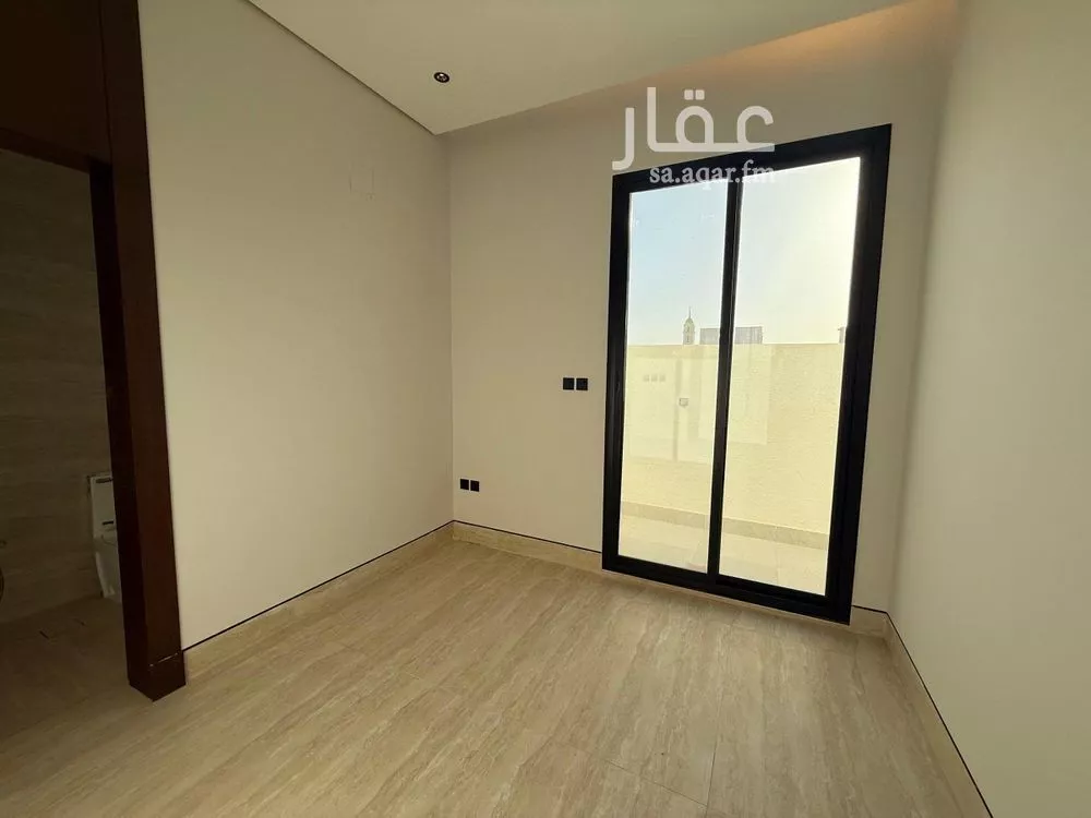 5 bedroom villa in Al Mahdiyyah 5