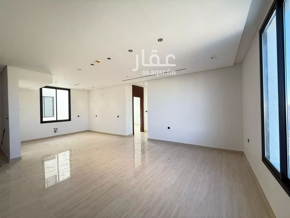 3 bedroom villa in Al Mahdiyyah, Riyadh 15