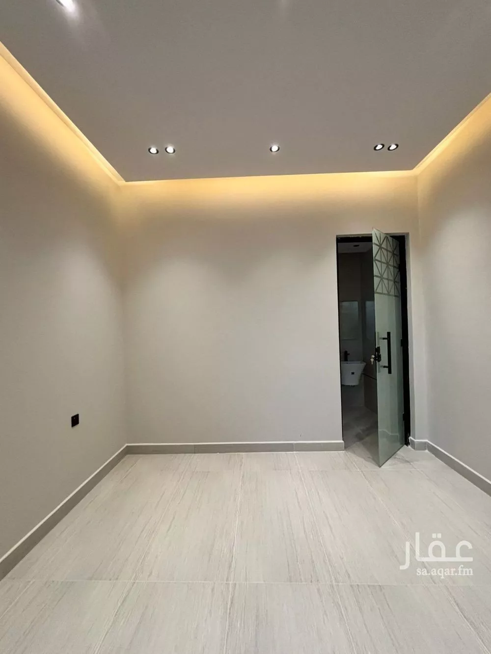3 bedroom villa in Al Mahdiyyah, Riyadh 15