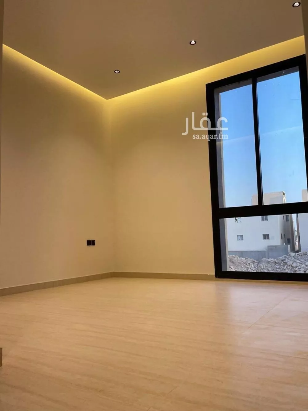 فيلا 3 غرف في المهدية 5