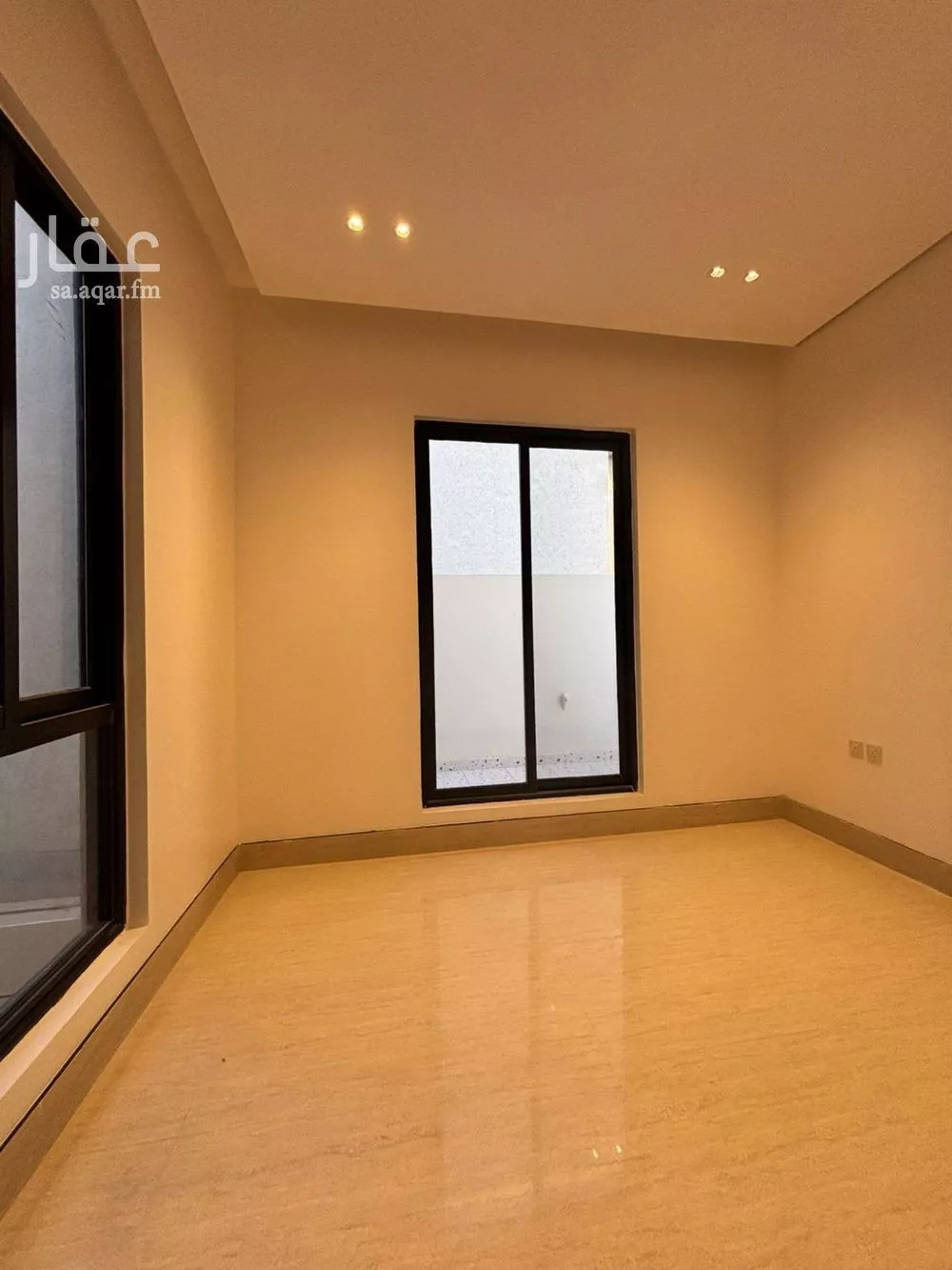 فيلا 5 غرف في المهدية 5