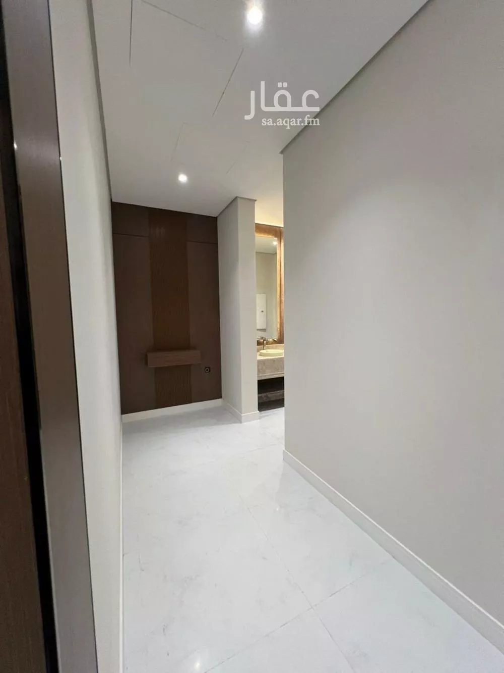 فيلا 6 غرف في المهدية 5