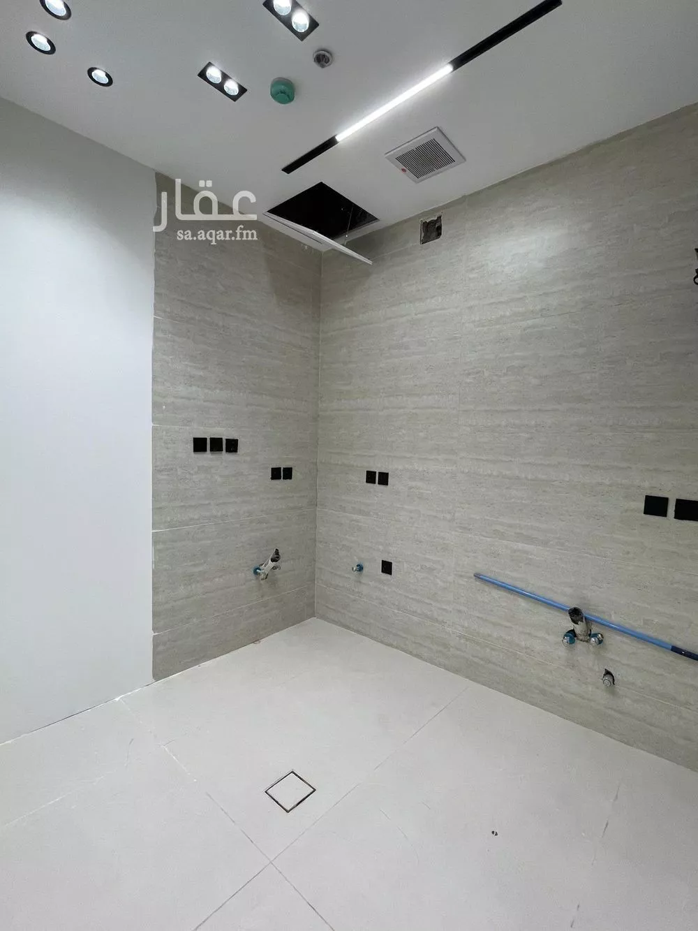 2 bedroom villa in Al Mahdiyyah, Riyadh 16