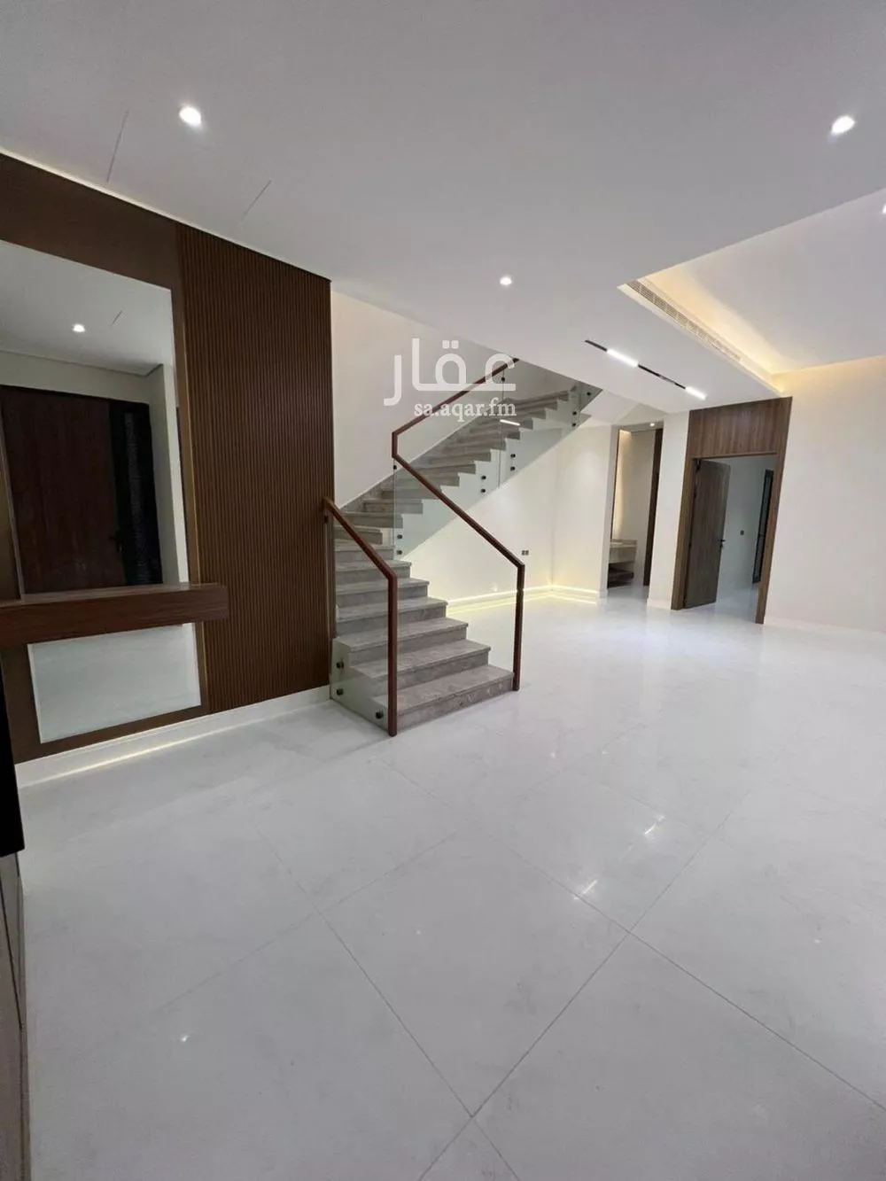 فيلا 6 غرف في المهدية 3