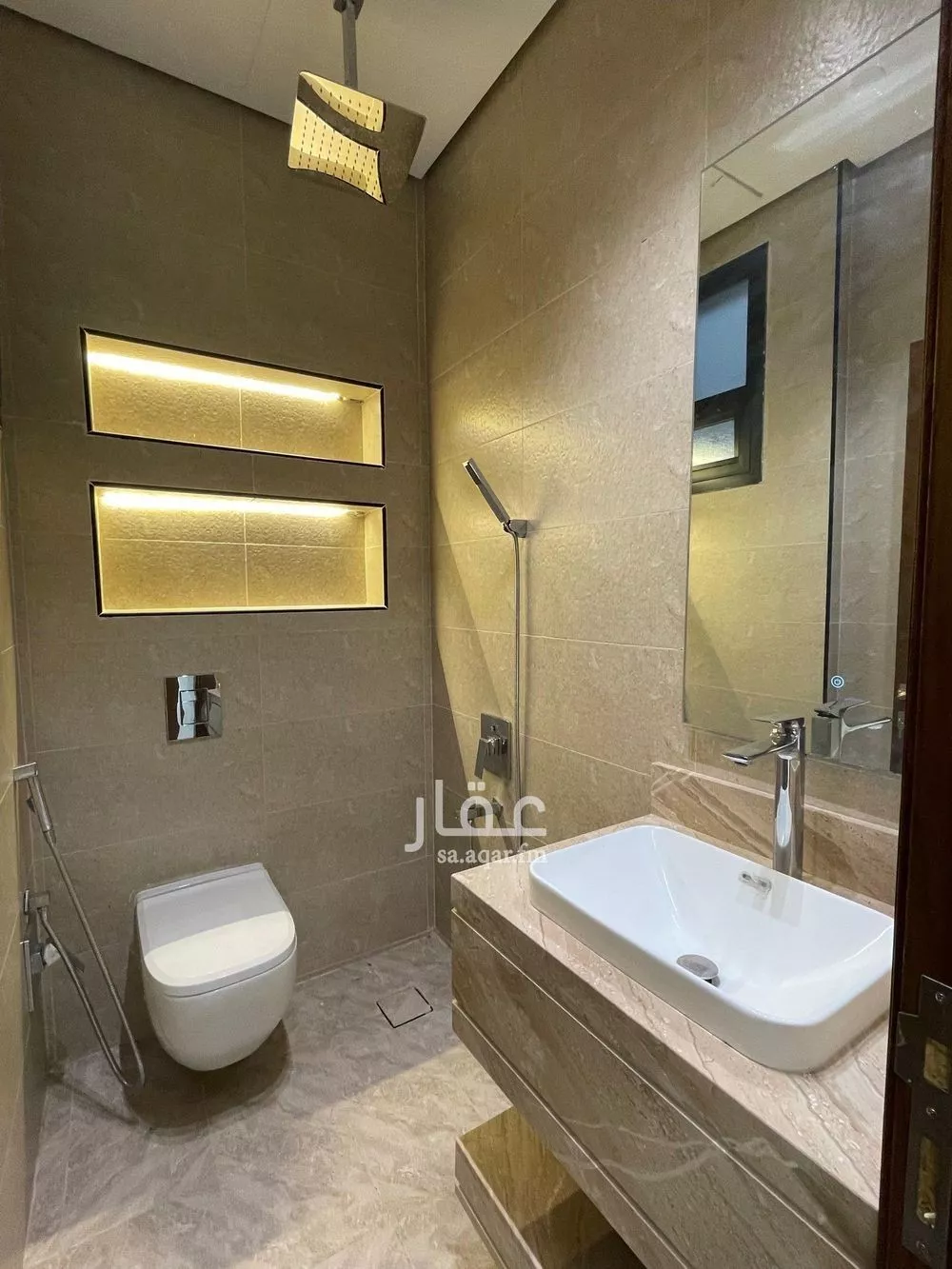 2 bedroom villa in Al Mahdiyyah, Riyadh 17