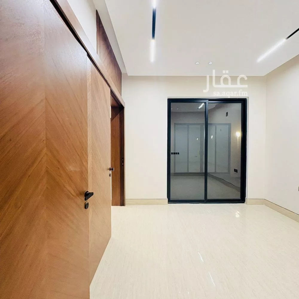 فيلا 5 غرف في المهدية 4