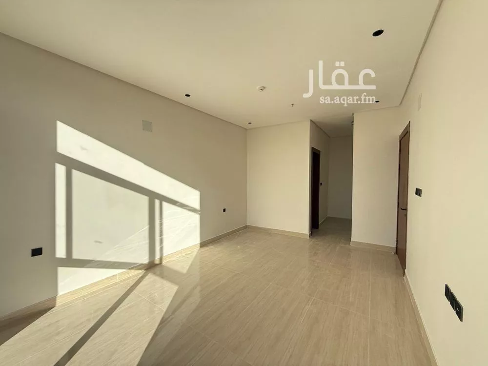3 bedroom villa in Al Mahdiyyah, Riyadh 14