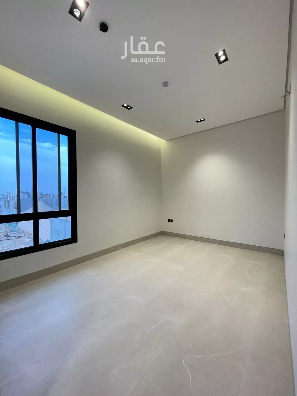 فيلا 3 غرف في المهدية 5