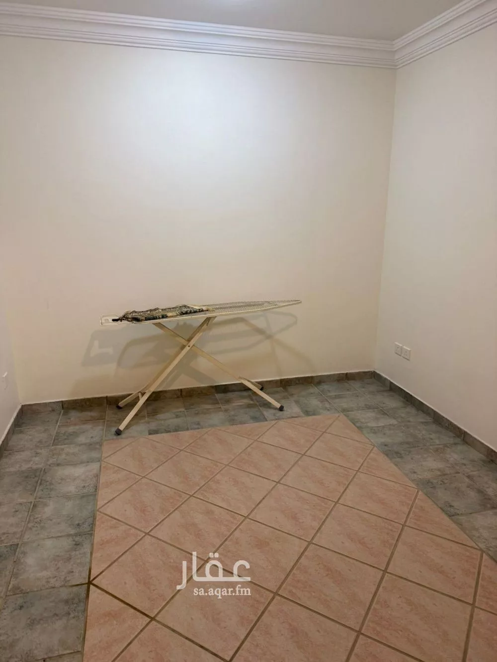 فيلا 7 غرف في الزمرد 4