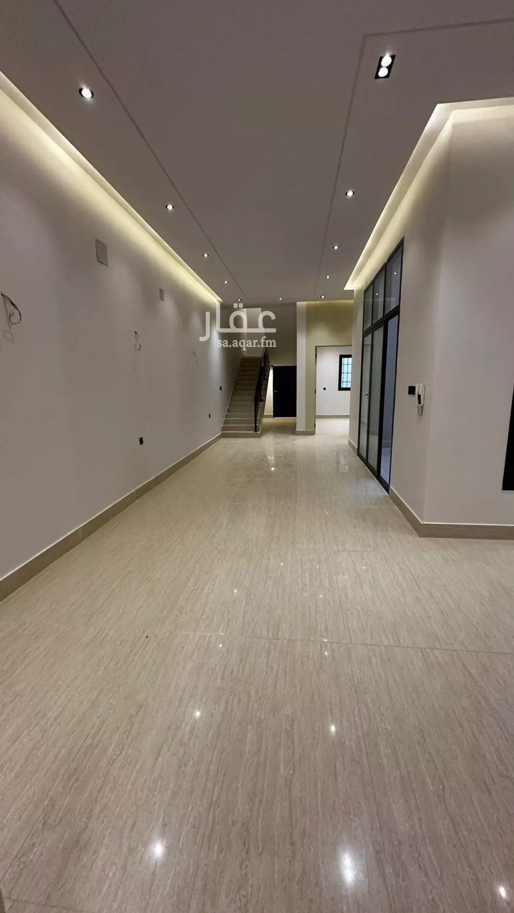 5 bedroom villa in Dhahrat Laban 3