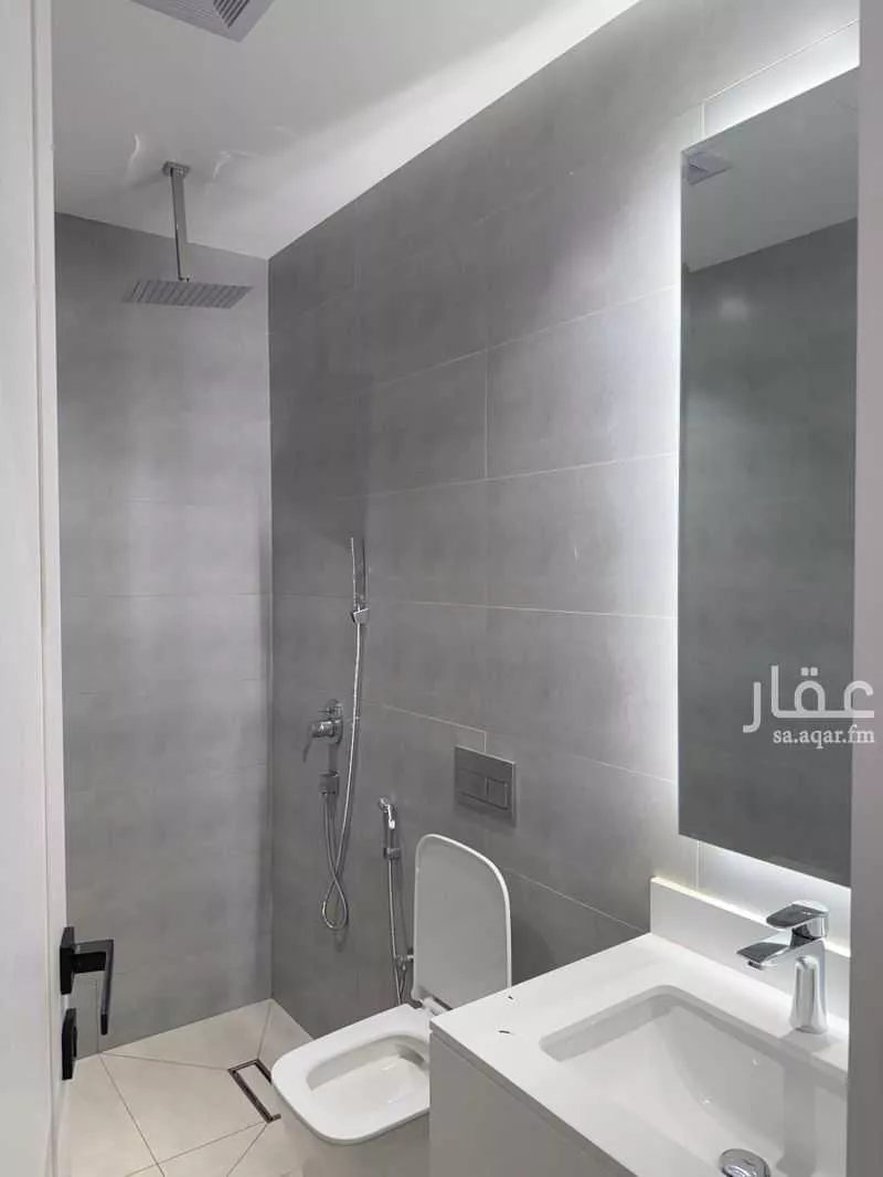 3 bedroom apartment in Al Bahr 5