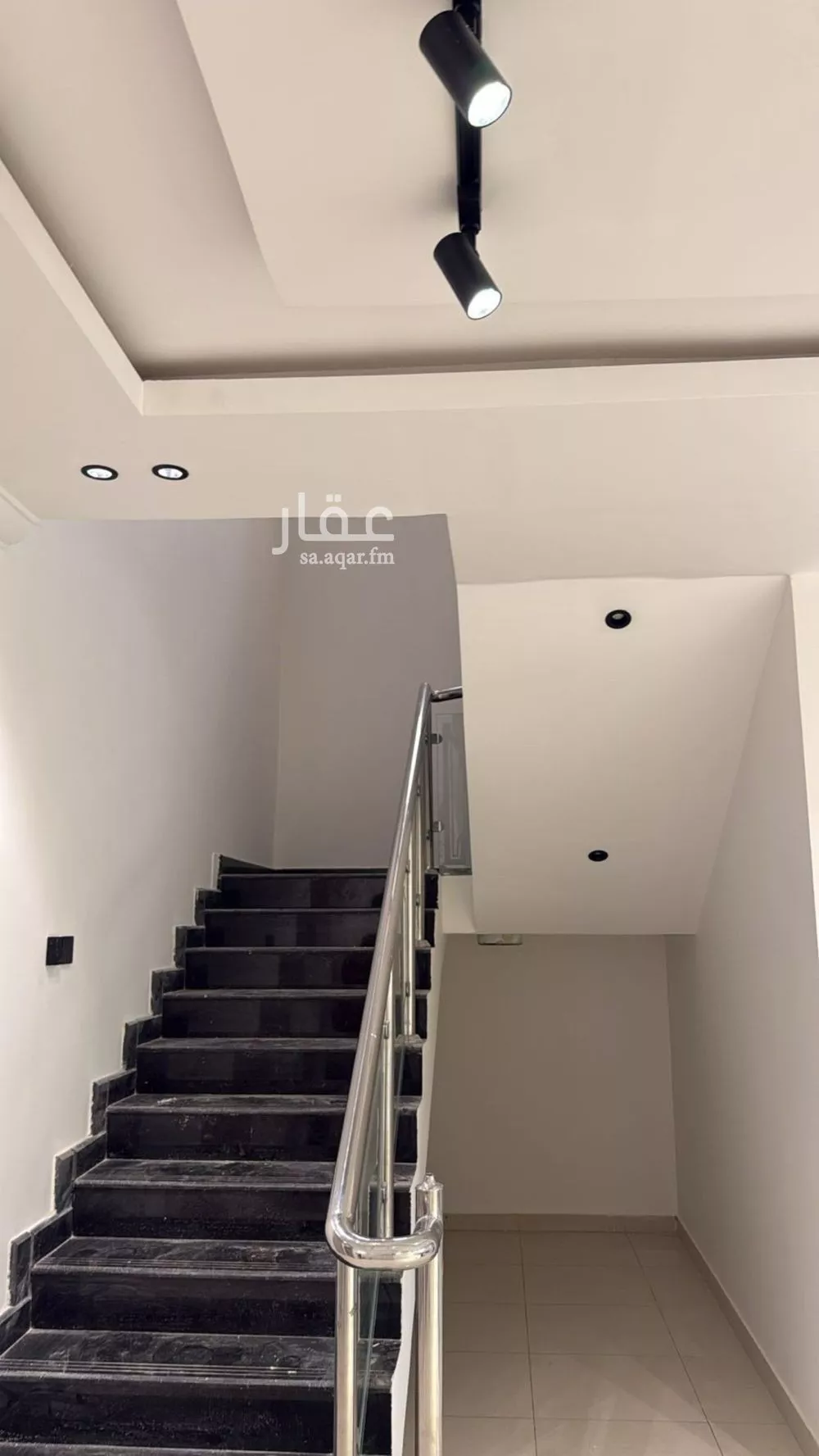 5 bedroom apartment in Al Yasmin 1