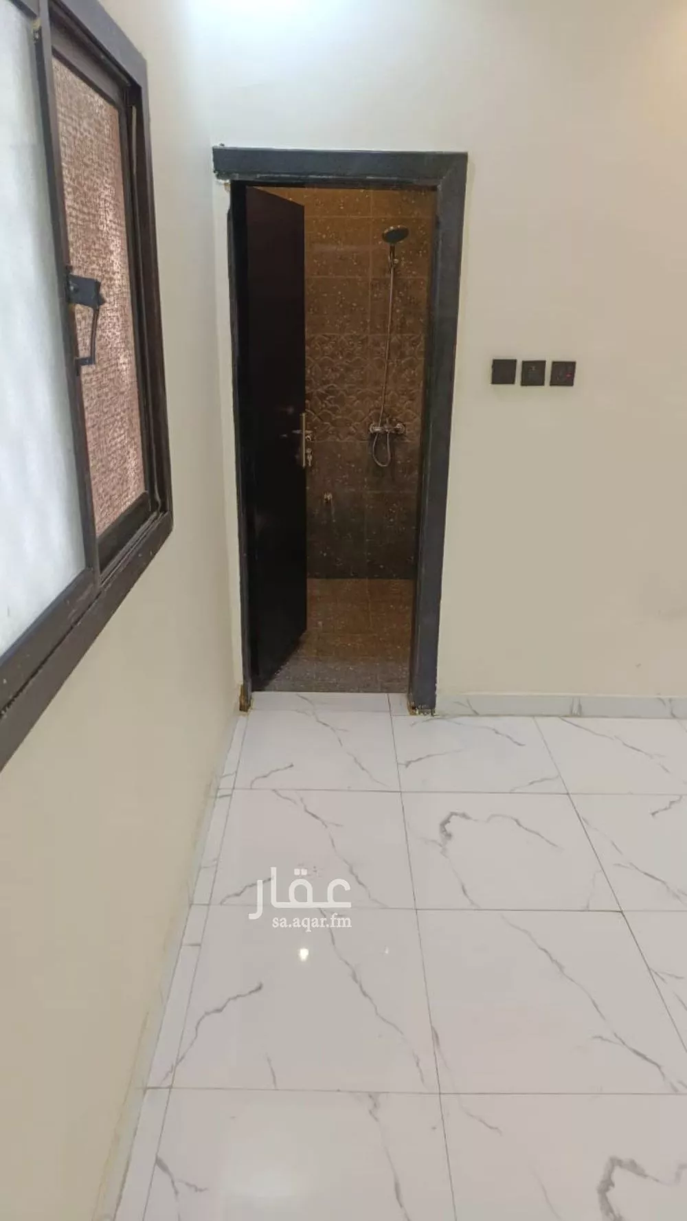 شقة 1 غرف في العقيق 3